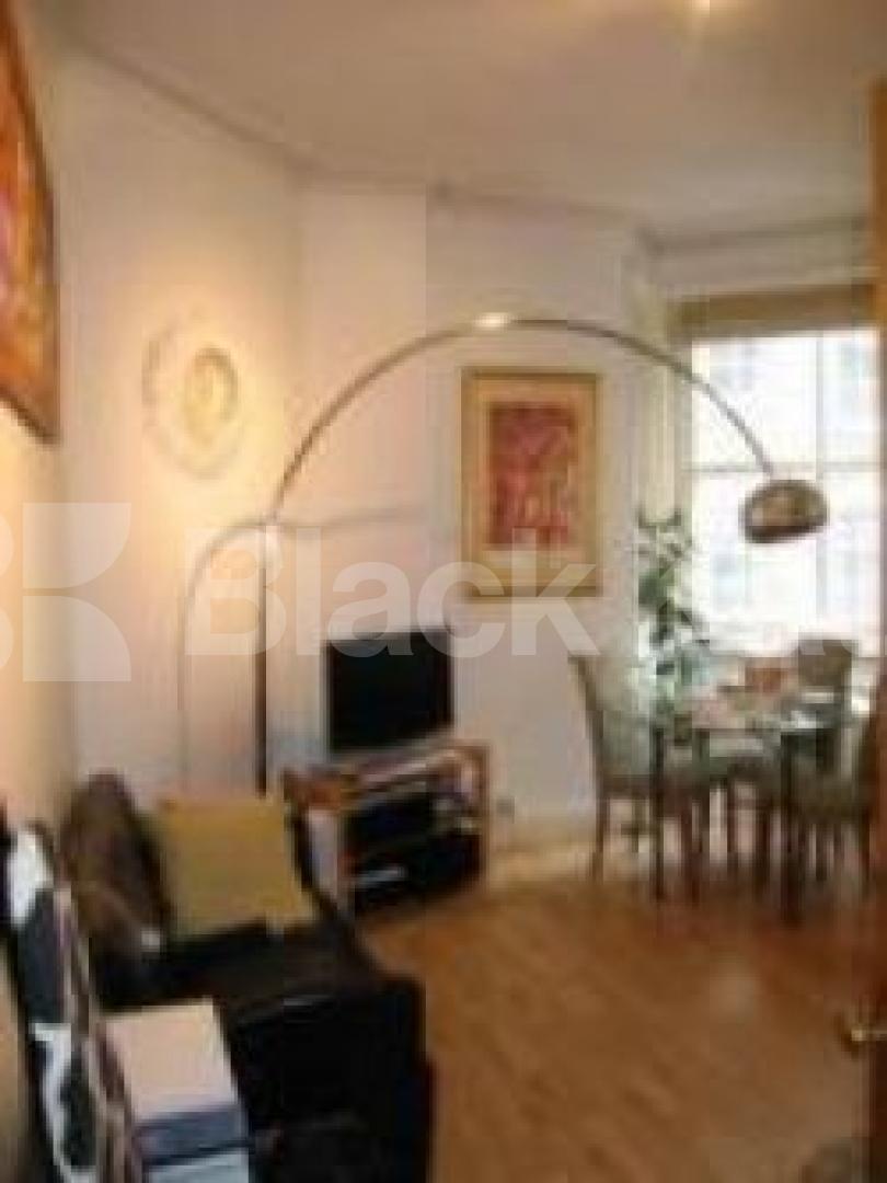 			VIEWINGS HIGHLY RECOMMENDED, 1 Bedroom, 1 bath, 1 reception Flat			 Lanark Road, MAIDA VALE W9